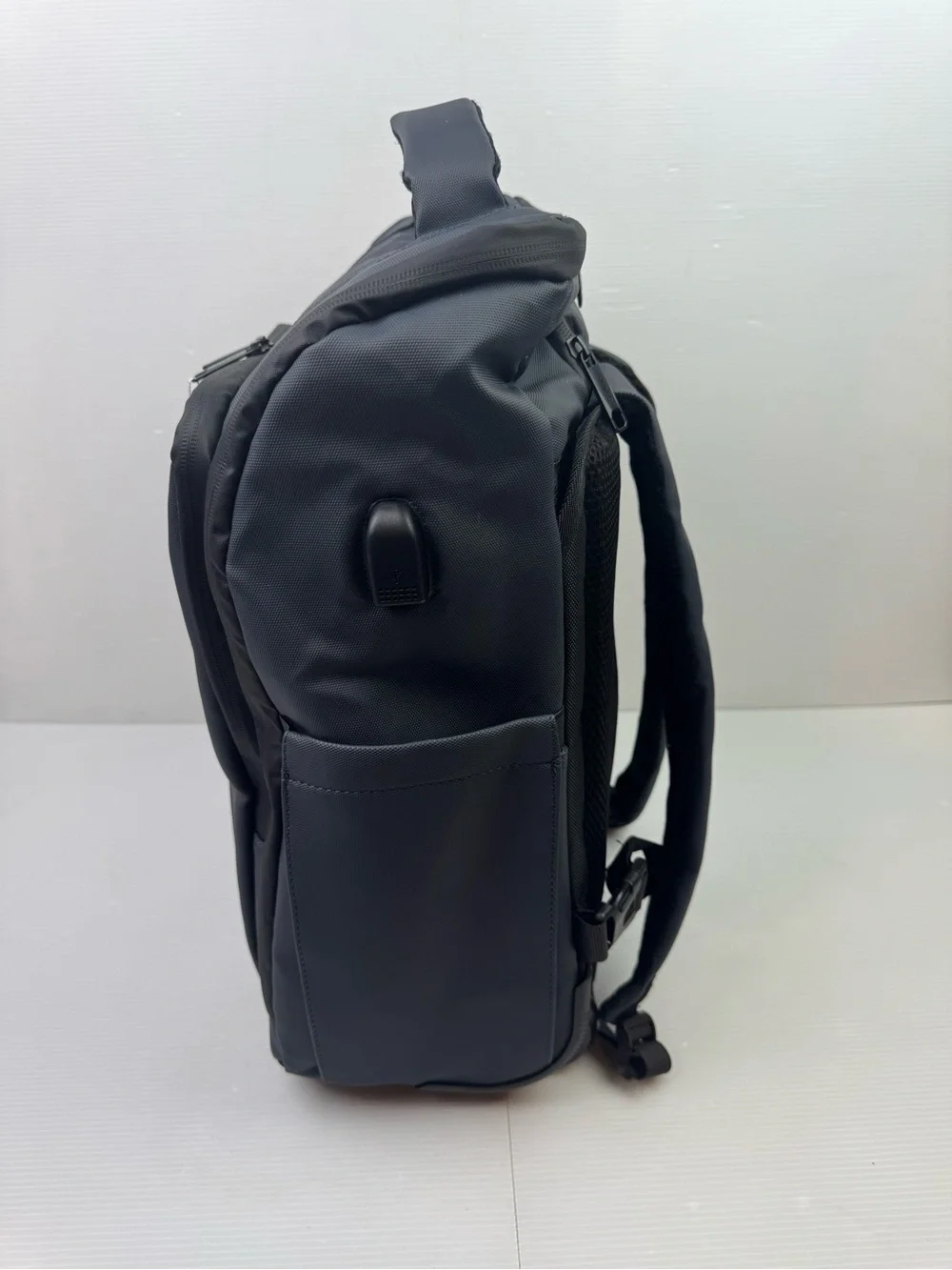 NEW YH & GS Rolling Backpack Waterproof Wheels Business Commuter Gotech Navy